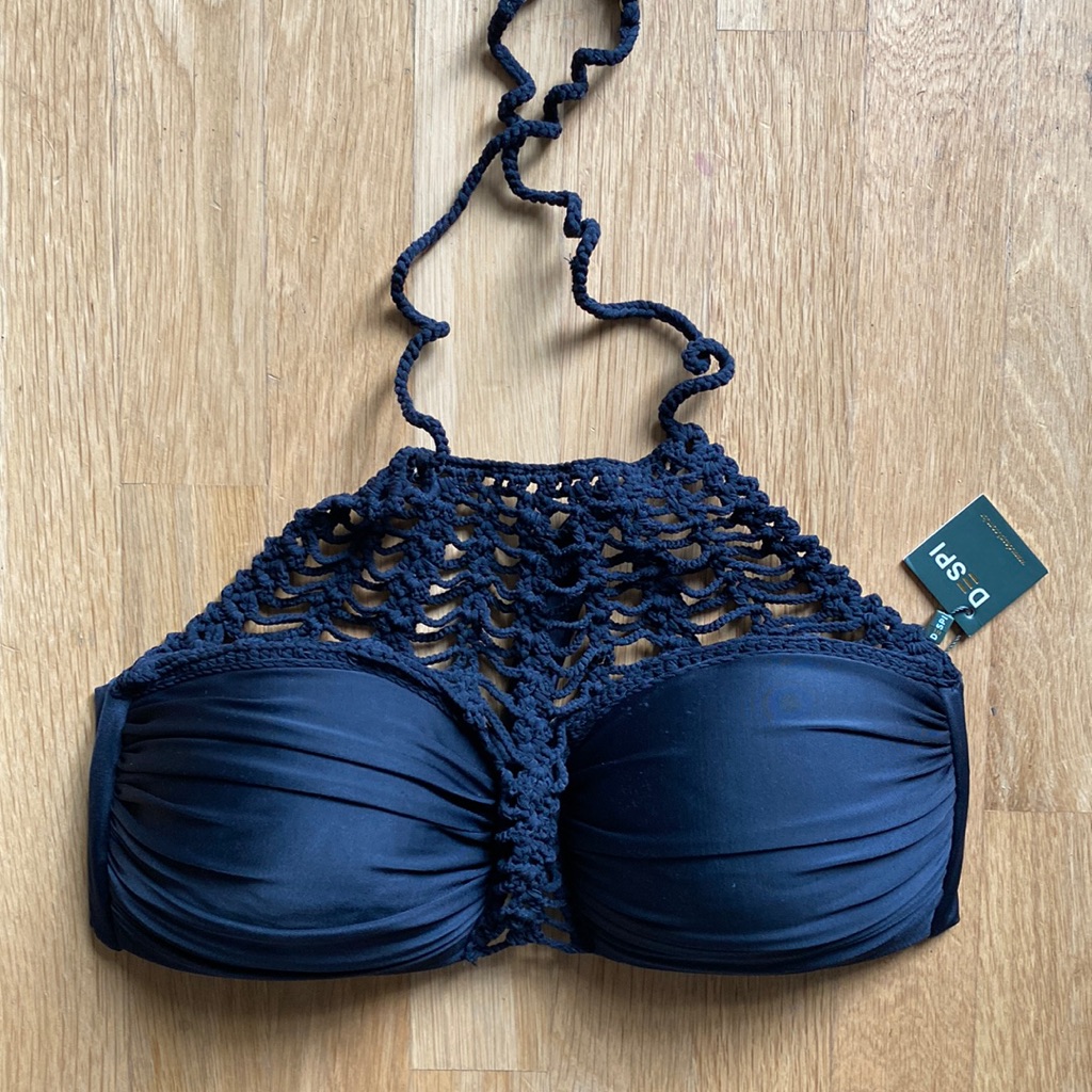 Despi Luxury Swimwear Dahlia Black Halter Crochet Swim Bikini Top Large New